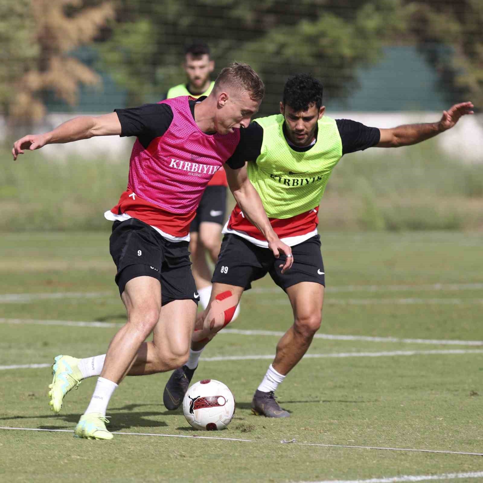 Antalyaspor'un gözü 3 puanda