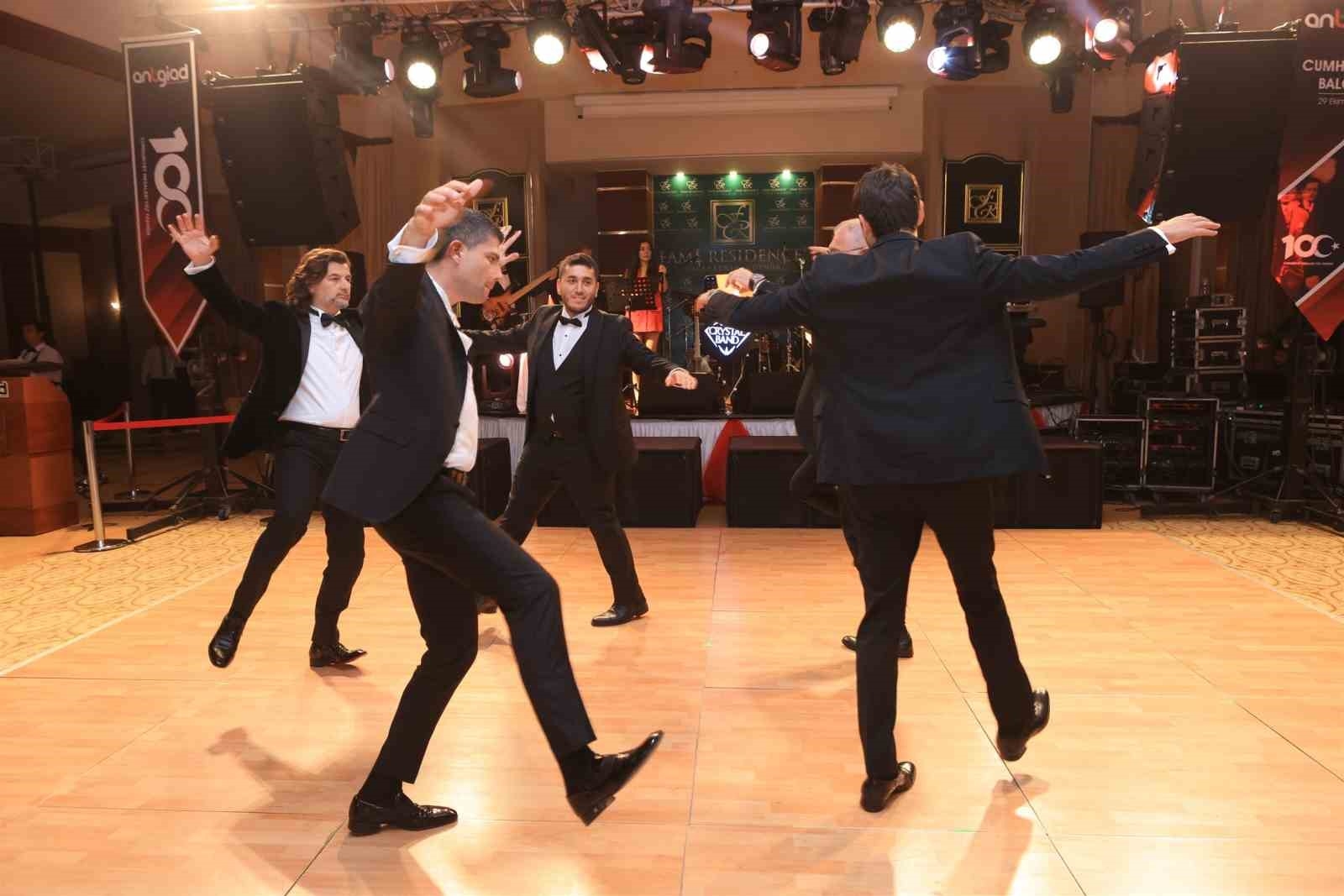 ANTGİAD Cumhuriyetin 100. yılını coşkuyla kutladı