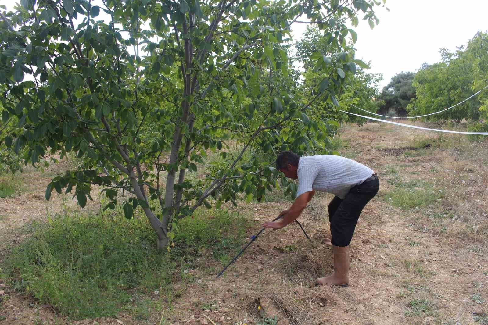 Büyükşehir'den Korkuteli Yukarıkaraman Mahallesi'ne kapalı devre sulama sistemi