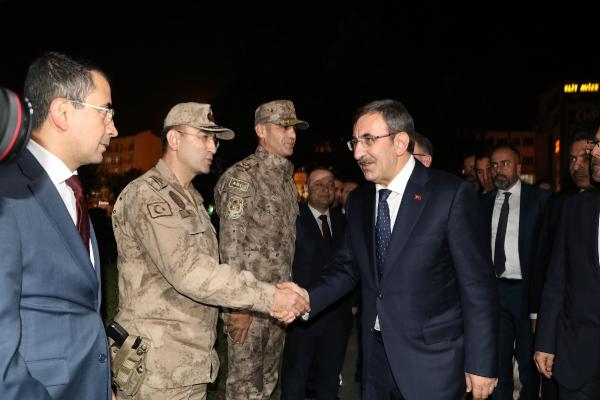 Cevdet Yılmaz: İşgal edilmiş bölgelerdeki hadiseler hepimiz için üzüntü verici
