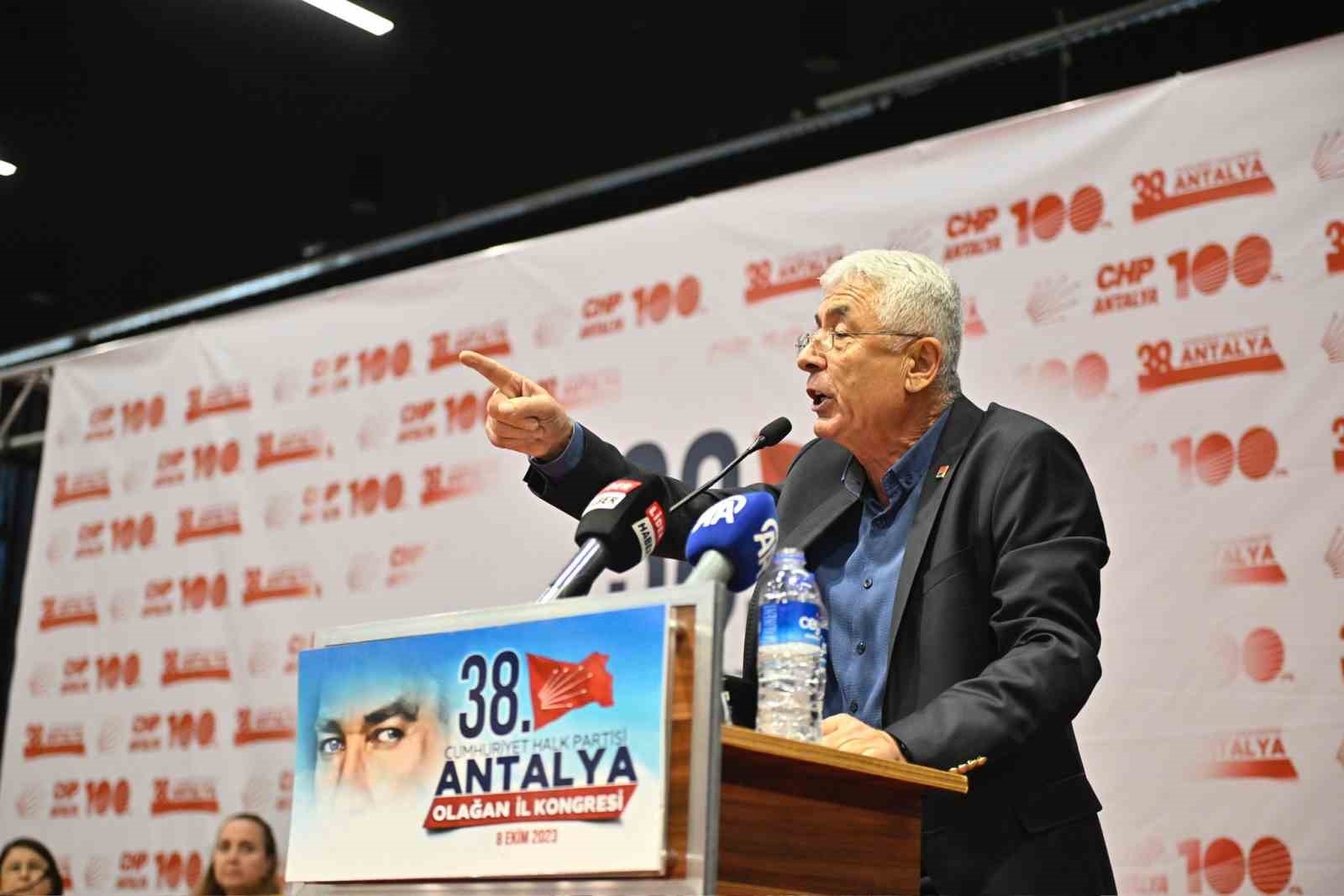CHP Antalya'da değişim; Yeni Başkan Kamacı oldu