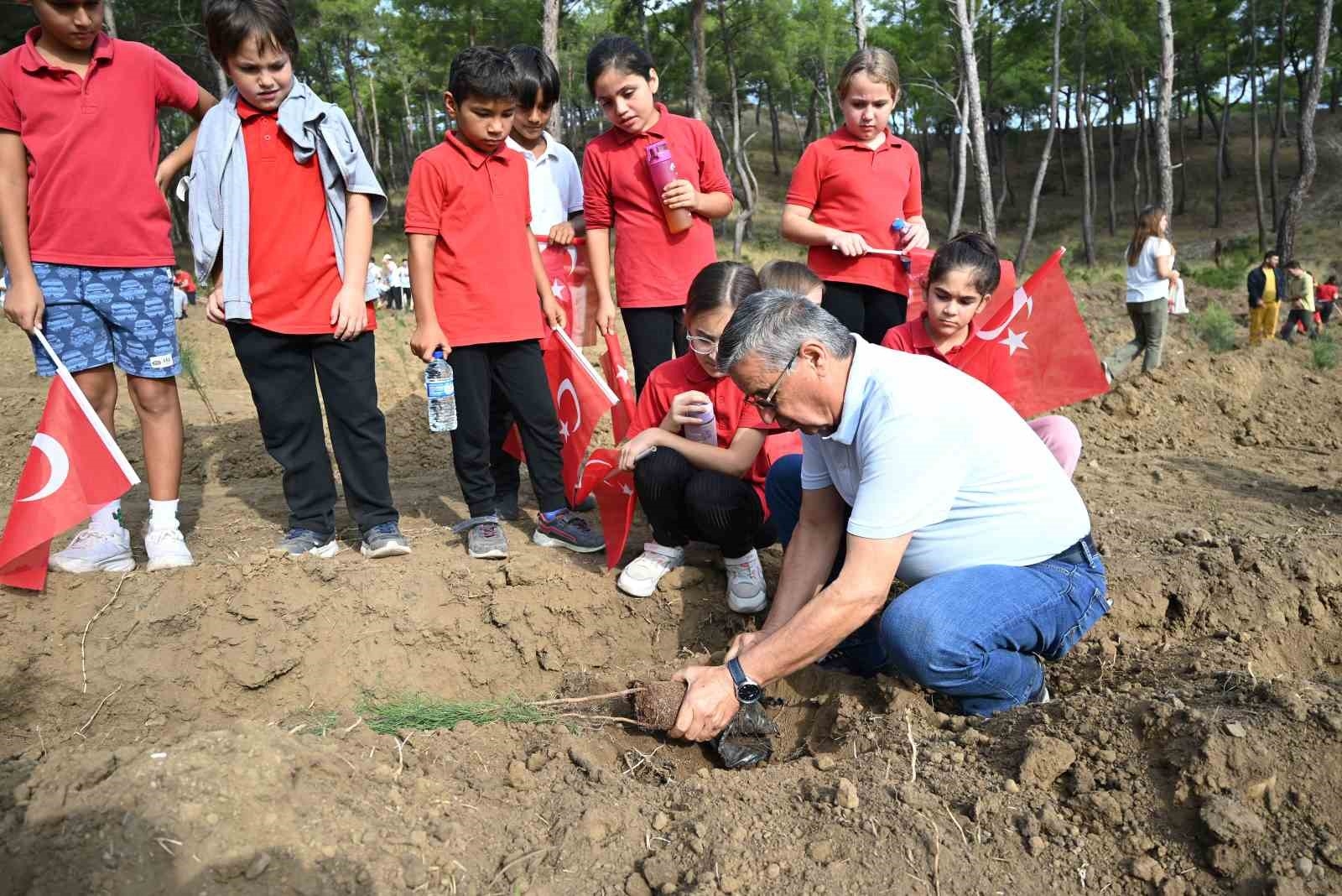 Cumhuriyet'in 100'üncü yılında 1923 fidan dikildi