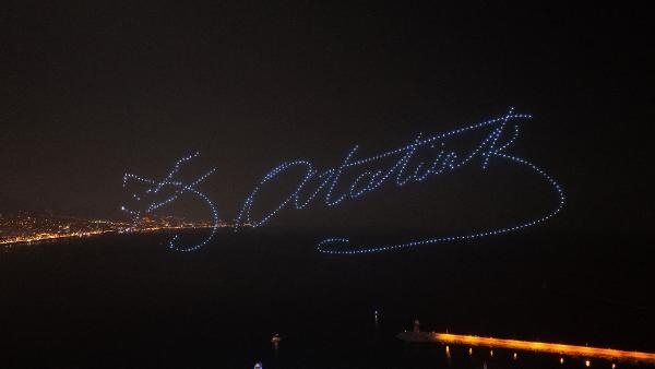 Cumhuriyet'in 100'üncü yılında 500 dronla gökyüzünde gösteri