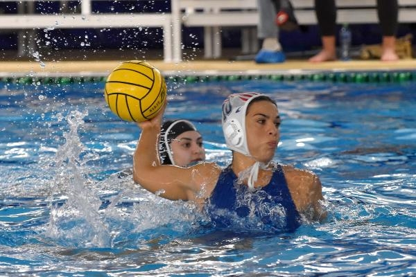 İzmir Büyükşehir Belediyesi sutopunda Final 6'da