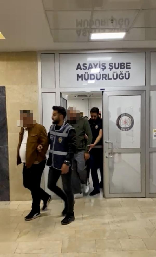 Kavga soruşturmasında, bahçeye kavanozla gömülmüş 1 kilo uyuşturucu ele geçirildi