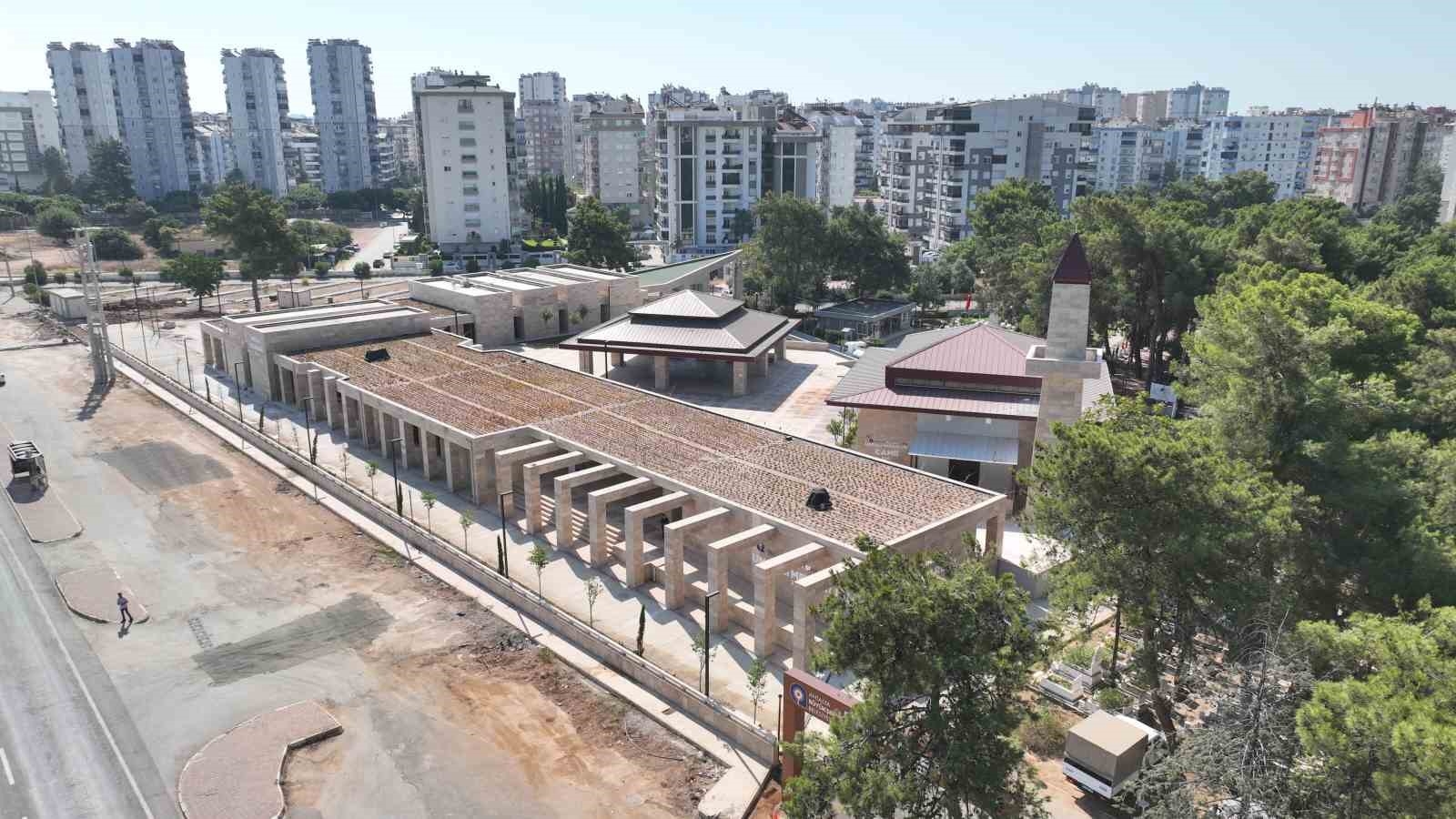 Kent mezarlığı yenilendi
