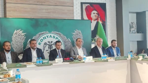 Konyaspor Başkanı Özgökçen: Aykut hocayla çalışmanın uygun olmadığı kanaati oluştu
