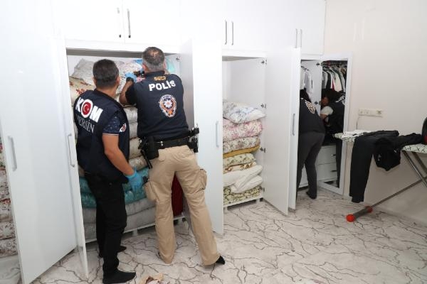 Mersin merkezli siber dolandırıcılık operasyonunda 14 gözaltı