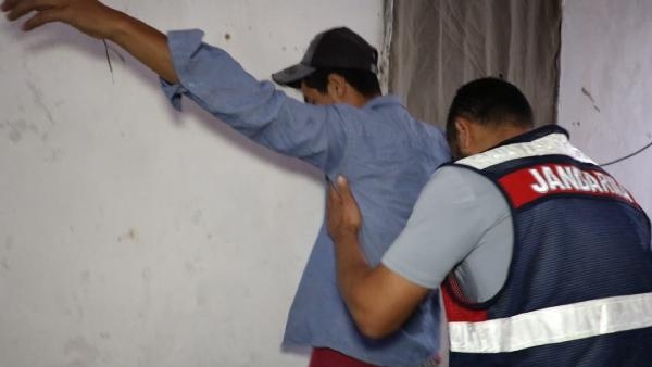 Mersin'deki terör operasyonunda 4 tutuklama