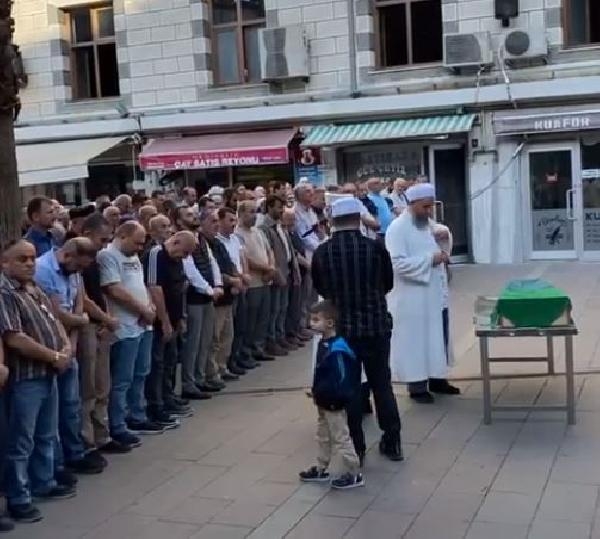 Misafirliğe geldikleri evin penceresinden düşen 2 yaşındaki Ecrin, yaşamını yitirdi