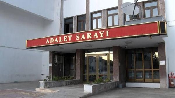 Öcalan'ın mektubunu okuyan akademisyen, terör soruşturmasında görevden uzaklaştırıldı