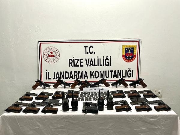 Rize'de yayla evlerine 'kaçak silah' baskını