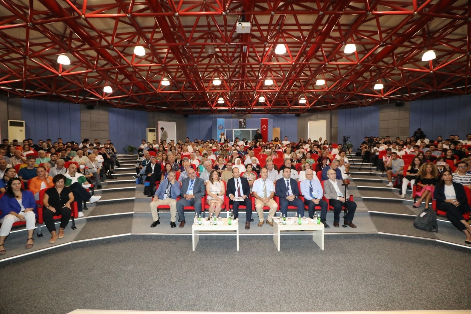 üç gün sürecek sempozyum başladı