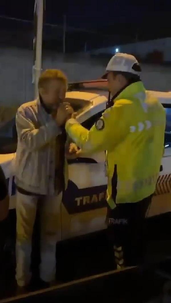 Ünlü oyuncu alkollü halde kaza yaptı