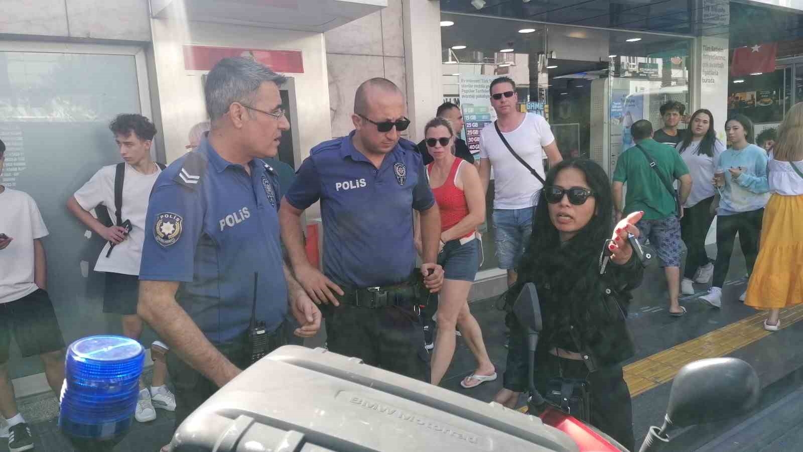 Yazılan cezayı iptal ettirmek için elinden geleni yaptı, polisi 'artistlik yapmakla' suçladı
