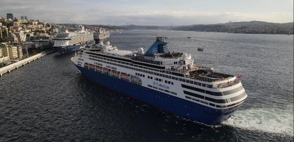 Yeni kruvaziyer gemisi Journey'in 3'üncü durağı İstanbul oldu