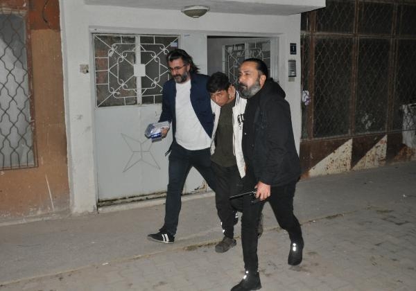Afgan uyruklu 11 kişi, kumar oynarken yakalandı