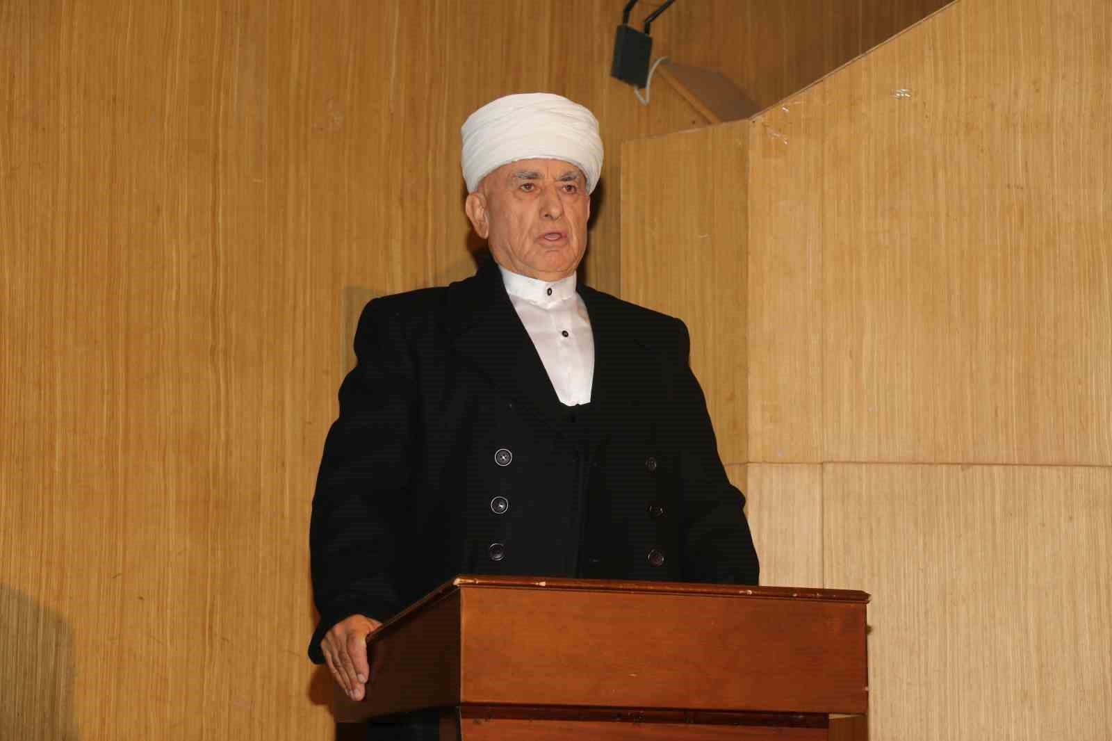 Aktif Yaşlılar'dan tiyatro gösterisi