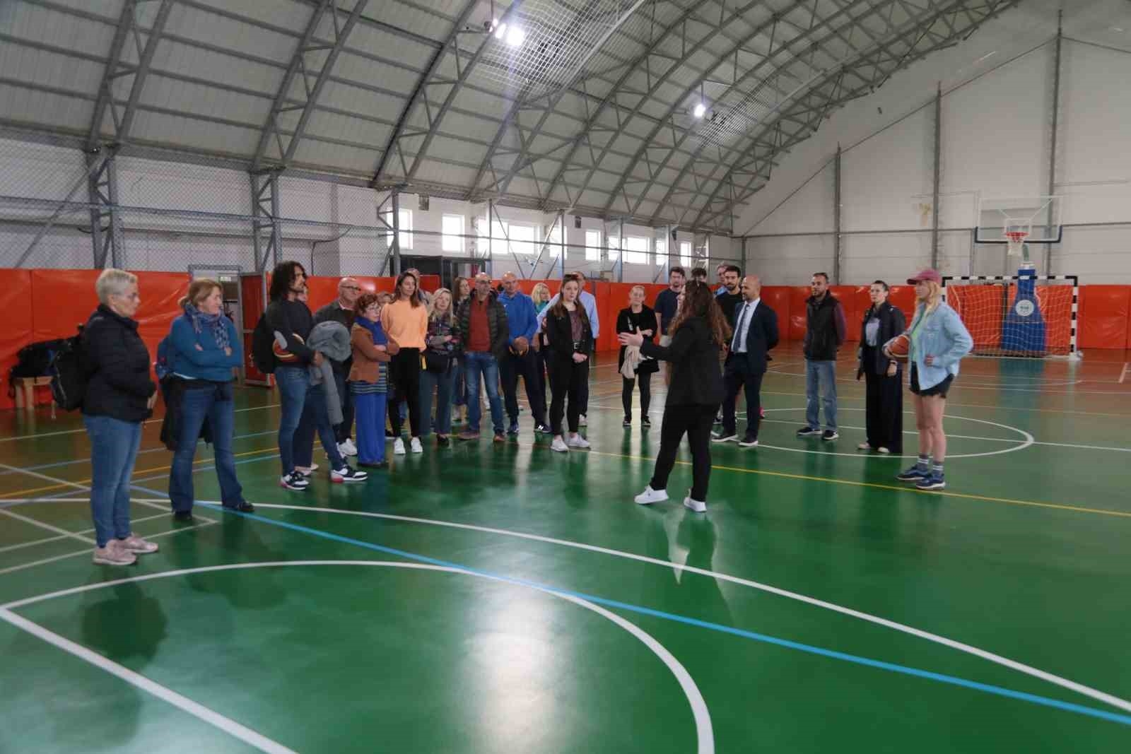 ALKÜ, Avrupalı spor akademisyenlerini ağırladı