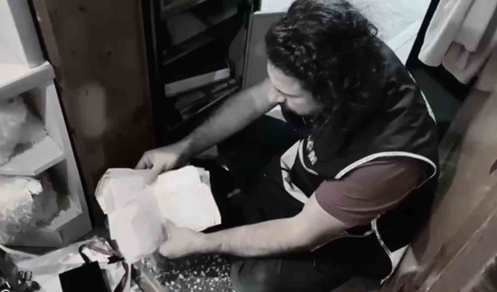 Antalya'da eş zamanlı tefecilik operasyonu: 8 gözaltı