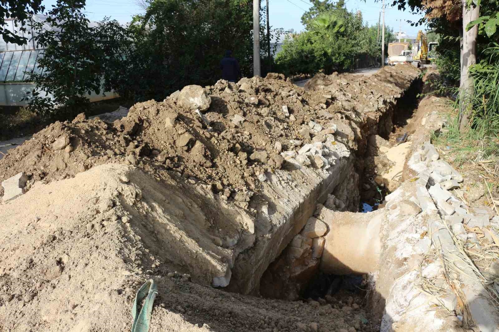 ASAT'dan Serik Yukarıkocayatak Mahallesi'ne yeni içme suyu hattı
