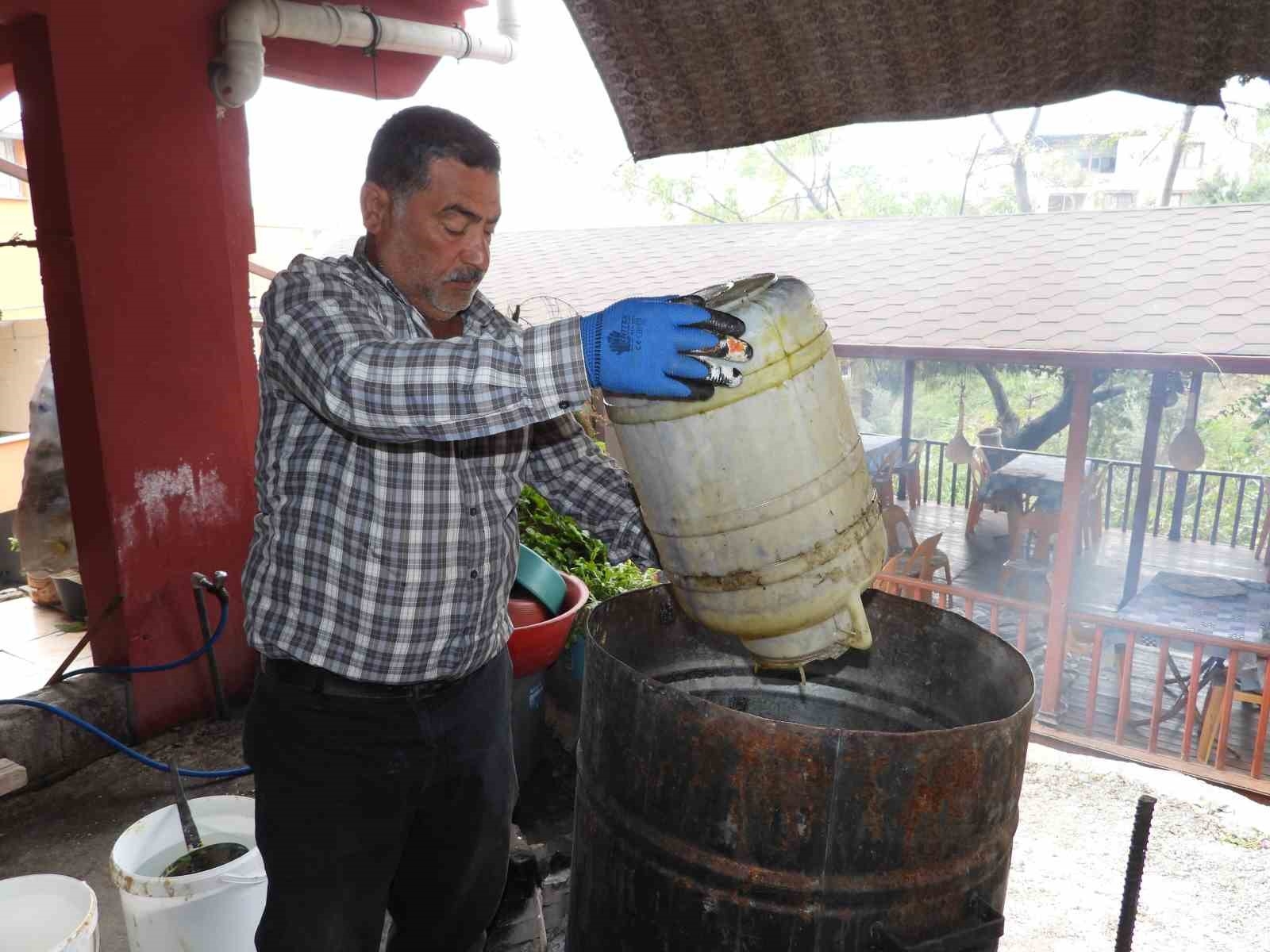 Binbir derde deva: Defne sabunu