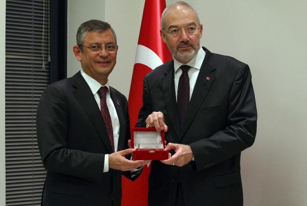 CHP Genel Başkanı Özel'in Bosna-Hersek temasları