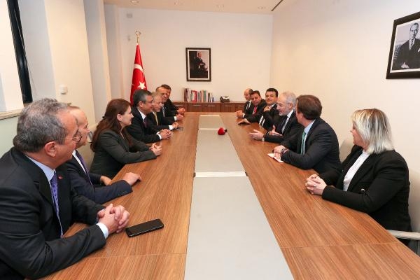 CHP Genel Başkanı Özel'in Bosna-Hersek temasları