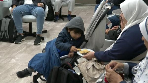 Gazze'den tahliye edilen Türk vatandaşları İstanbul'a getirildi