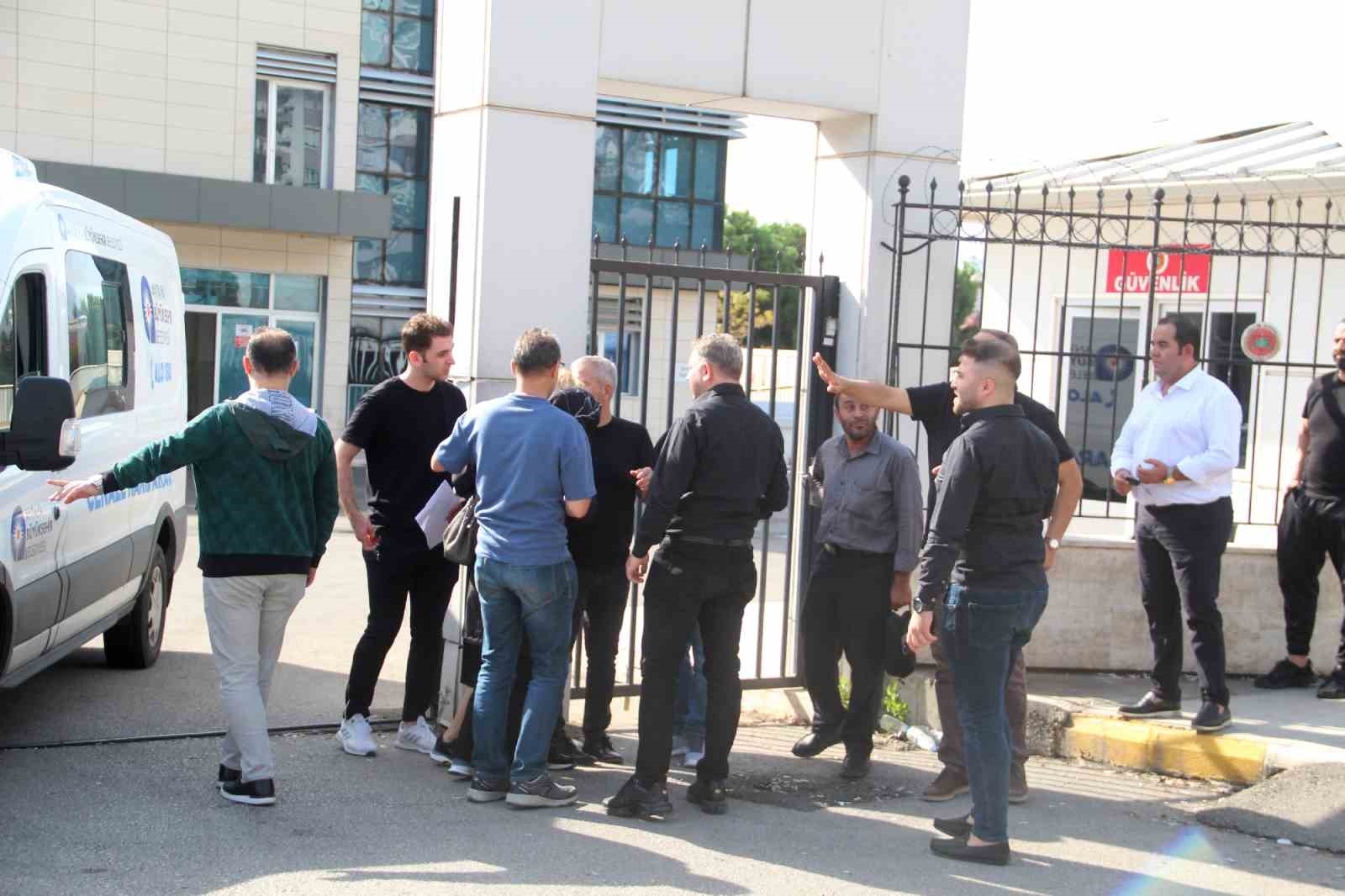 Genç kızın cenazesi Adli Tıp Morgu'ndan alındı