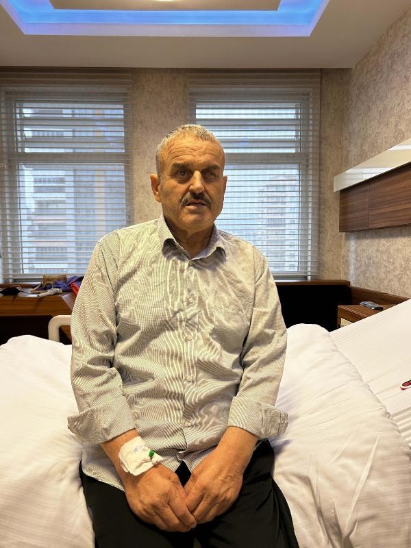 Görme engelli hasta, kadavradan karaciğer nakliyle hayata tutundu