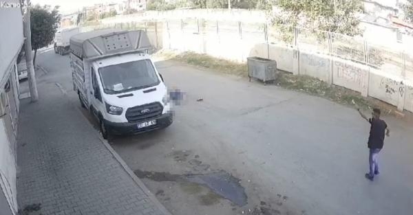 Hafriyat kamyonunun çarptığı yaya öldü