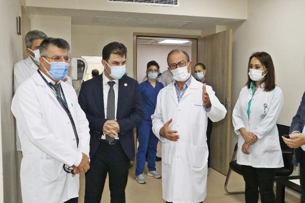 'Hızlı karaciğer yetmezliği' tanısı konulan Ferhat'a, kız kardeşi hayat verdi