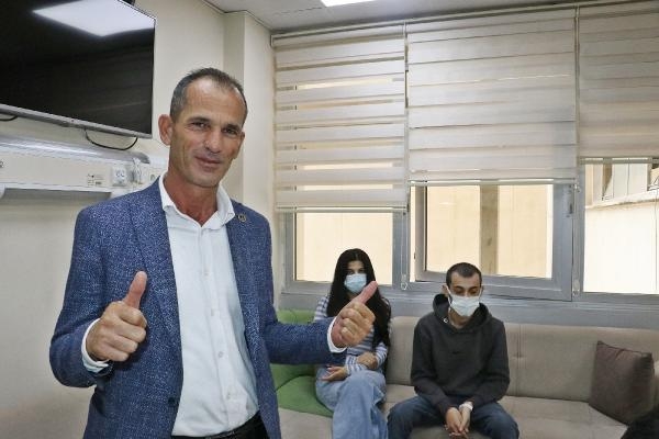 'Hızlı karaciğer yetmezliği' tanısı konulan Ferhat'a, kız kardeşi hayat verdi