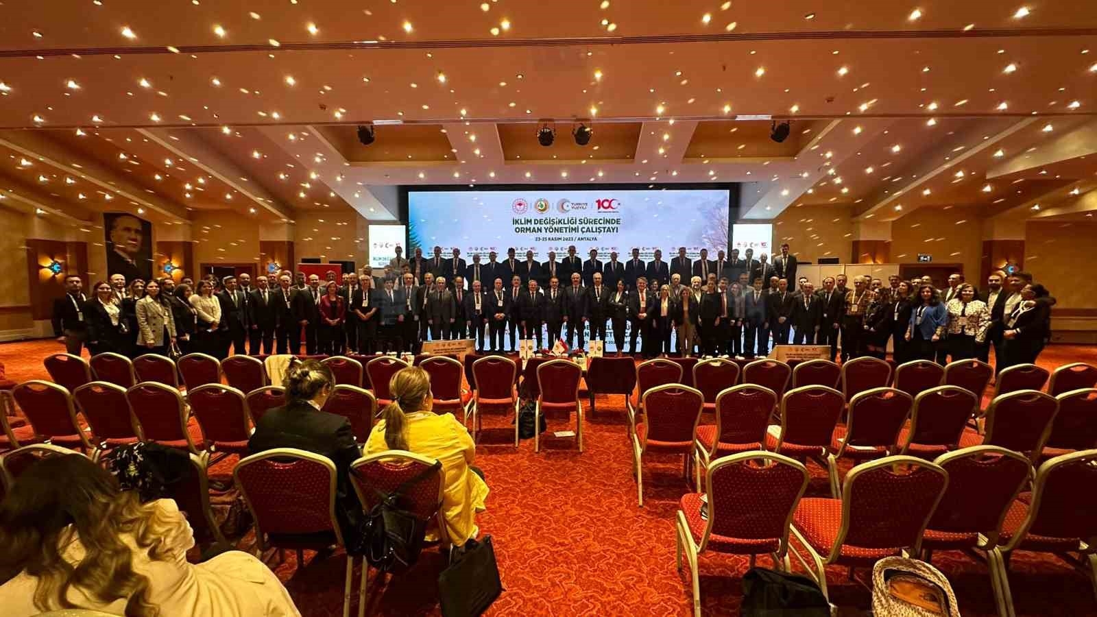 İklim Değişikliği Sürecinde Orman Yönetimi Çalıştayı sona erdi