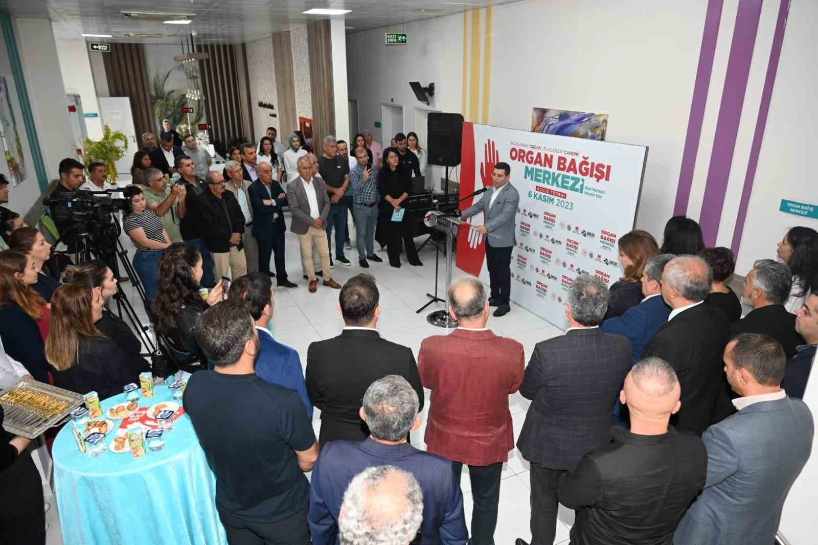 İlk bağışçı Başkan Tütüncü oldu