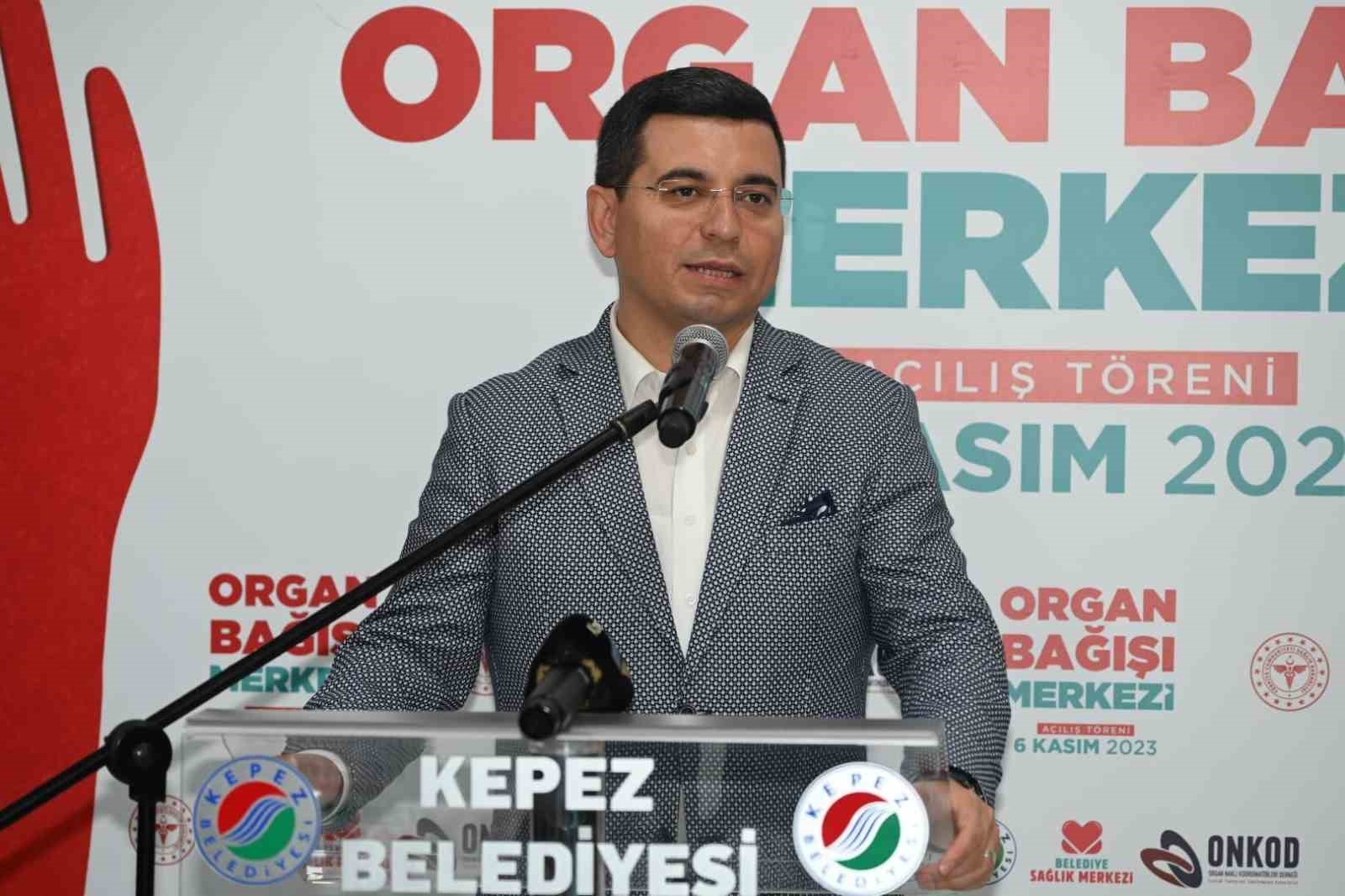 İlk bağışçı Başkan Tütüncü oldu