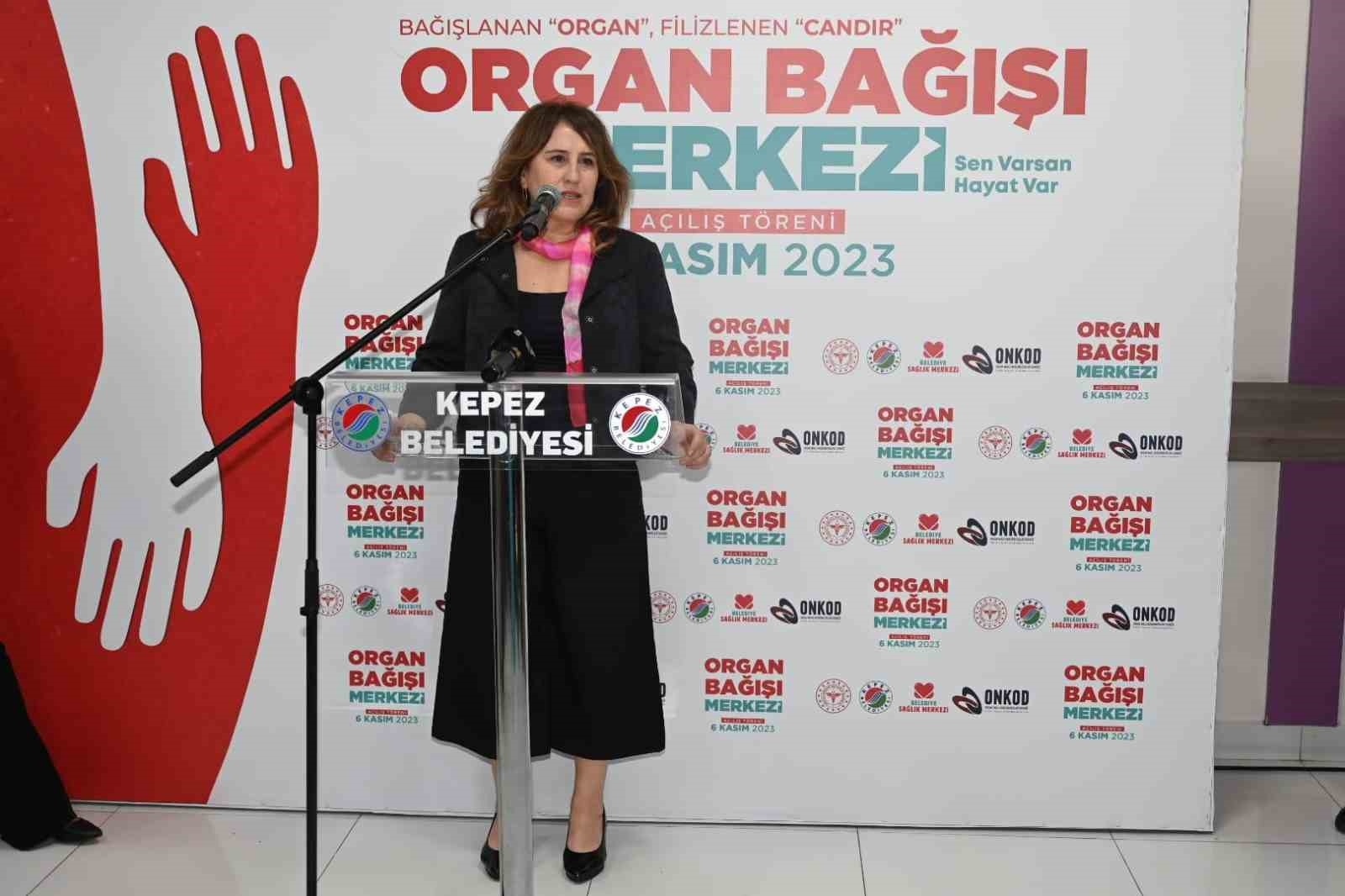 İlk bağışçı Başkan Tütüncü oldu