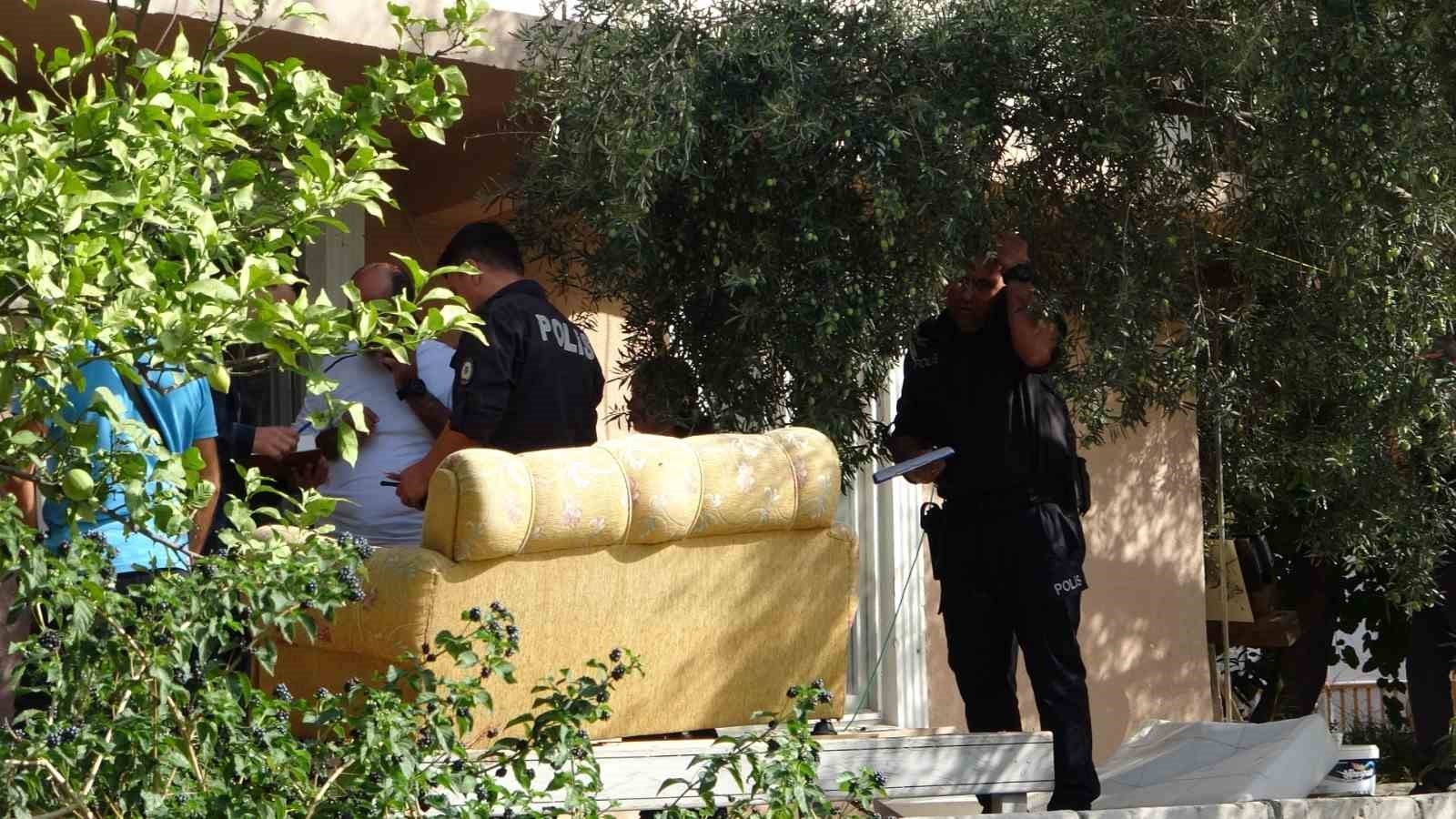 İnşaat boyacısı bekar evinde ölü bulundu