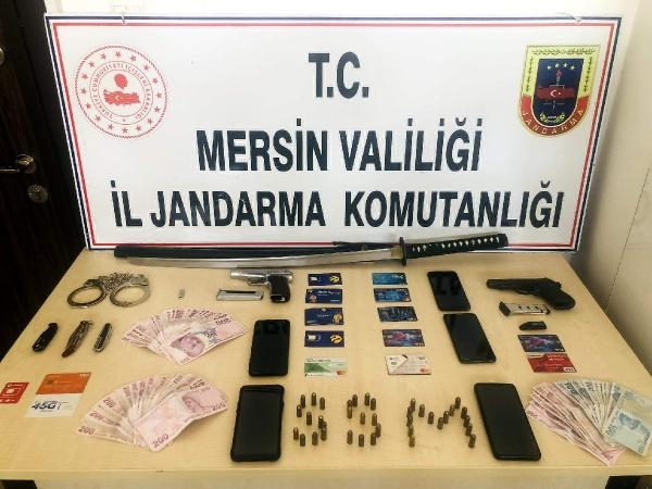 Jandarmadan dolandırıcılara operasyon: 9 gözaltı