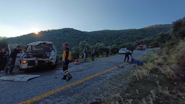 Kamyonet, 20 metreden yuvarlandı: 2 ölü
