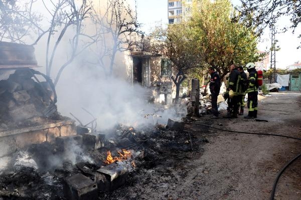 Kayseri'de müstakil evde yangın