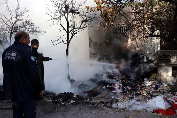 Kayseri'de müstakil evde yangın