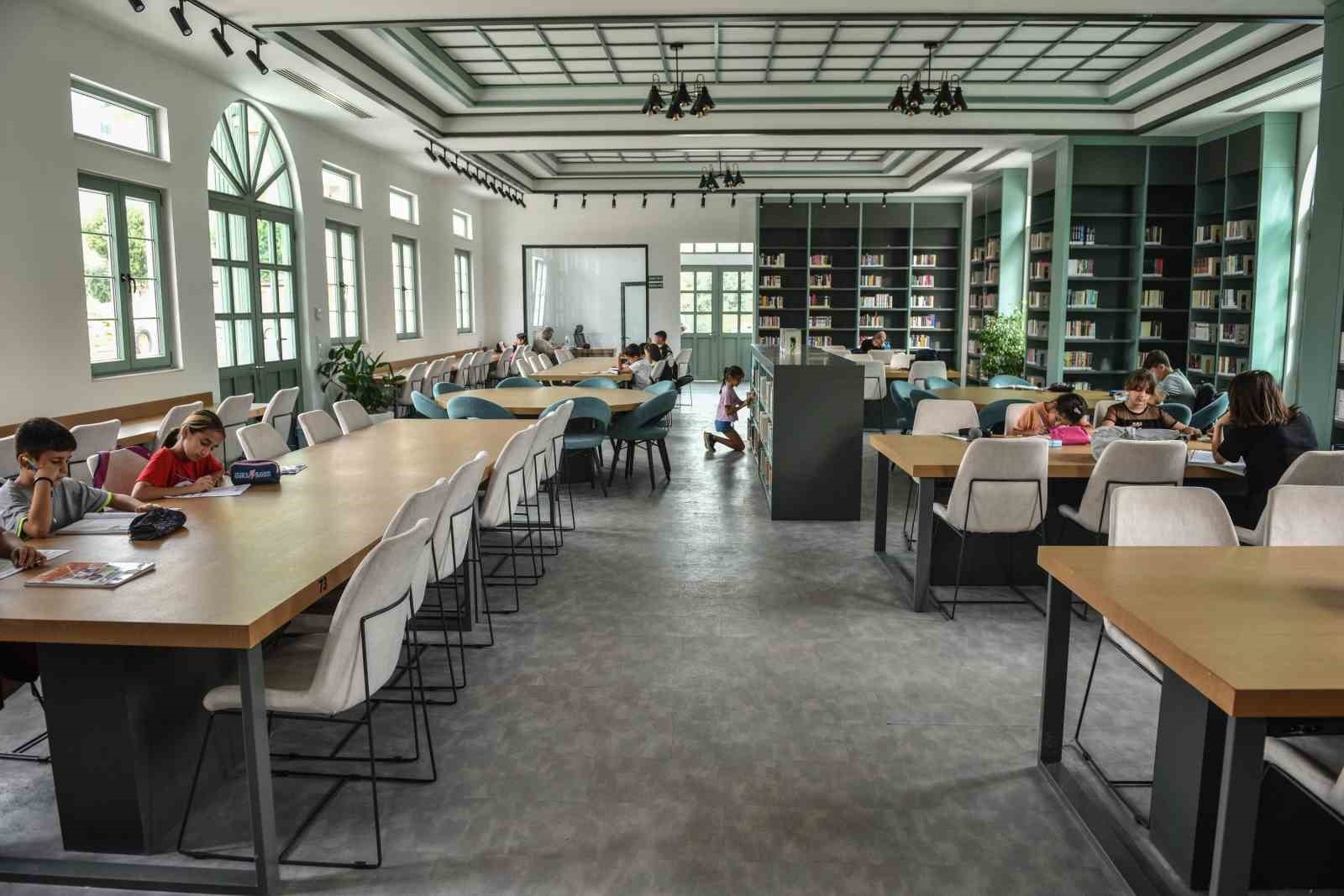 Kepez'in kütüphanelerini öğrenciler çok sevdi