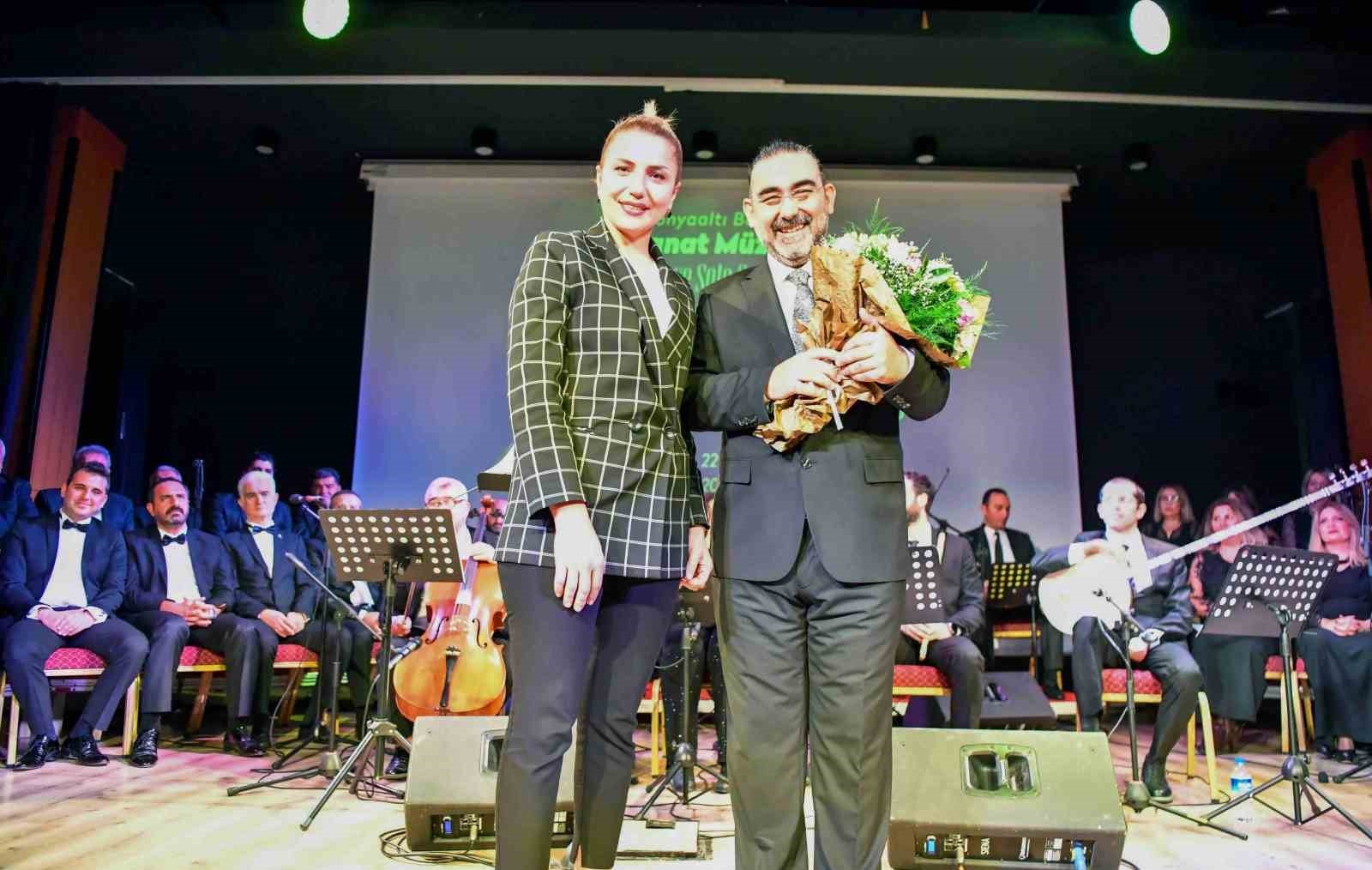 Konyaaltı'nda Türk Sanat Müziği rüzgârı esti