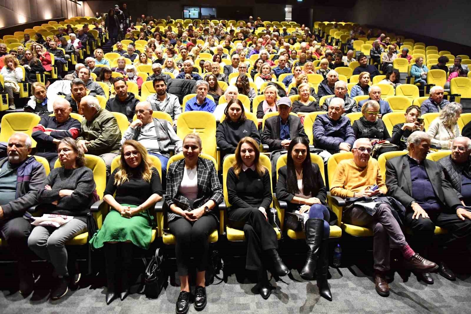 Konyaaltı'nda Türk Sanat Müziği rüzgârı esti