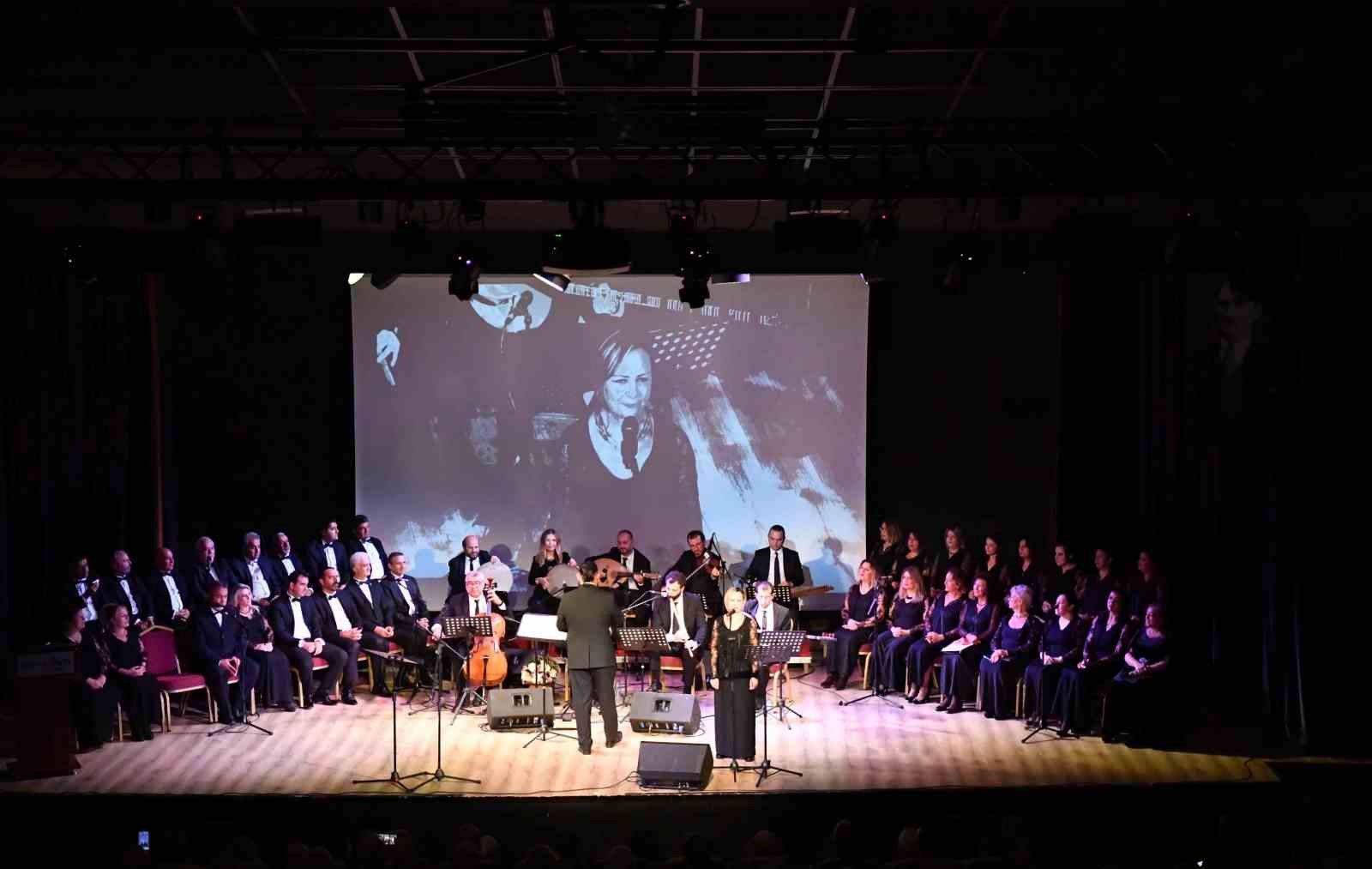Konyaaltı'nda Türk Sanat Müziği rüzgârı esti