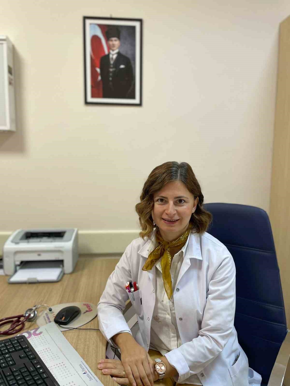 Korkuteli Devlet Hastanesi'ne 3 yeni doktor atandı
