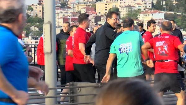 Kurultay sonrası İmamoğlu'ndan değerlendirme: Hiçbirimiz koltuklarımızın sahibi değiliz
