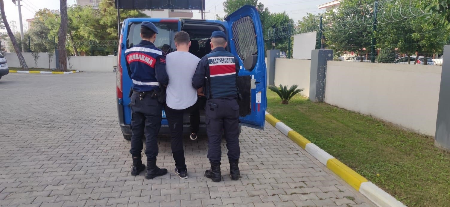 Manavgat'ta 10 yıl hapis cezası ile aranan firari operasyonla yakalandı